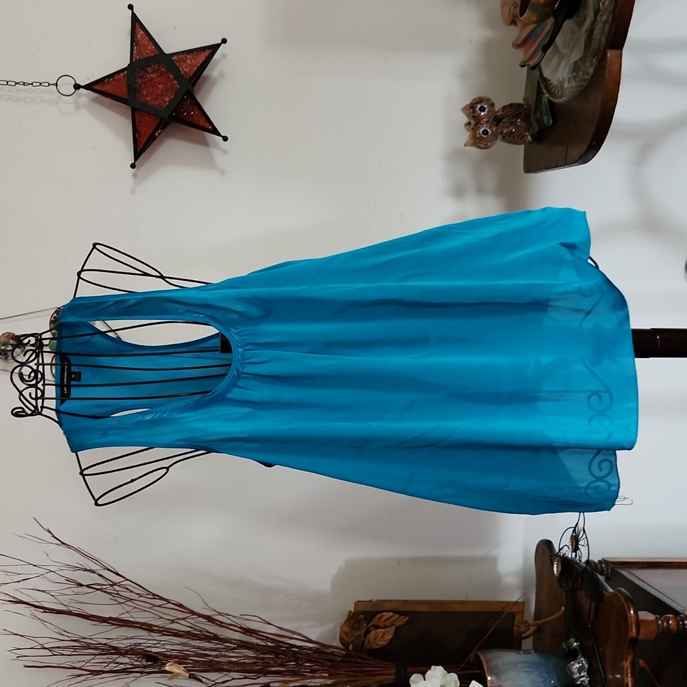 Express Design Studio size medium